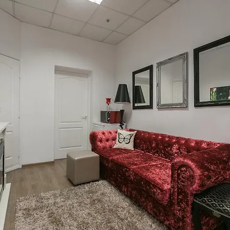 4komntnyie Apartamienty Karla Marksa 19 S Balkonom * Мінськ