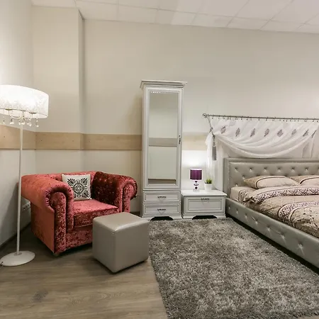 4komntnyie Apartamienty Karla Marksa 19 S Balkonom * Мінськ